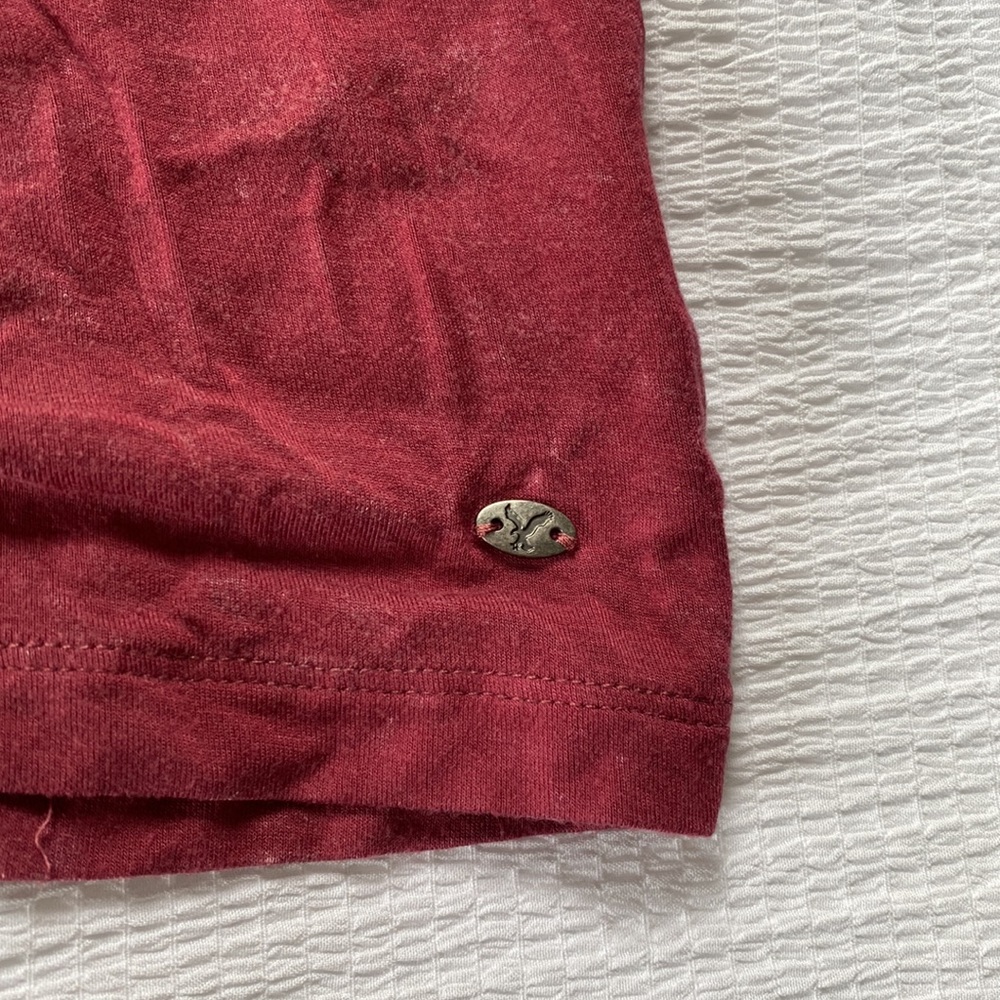AE Distressed Halter - Picture 3 of 4